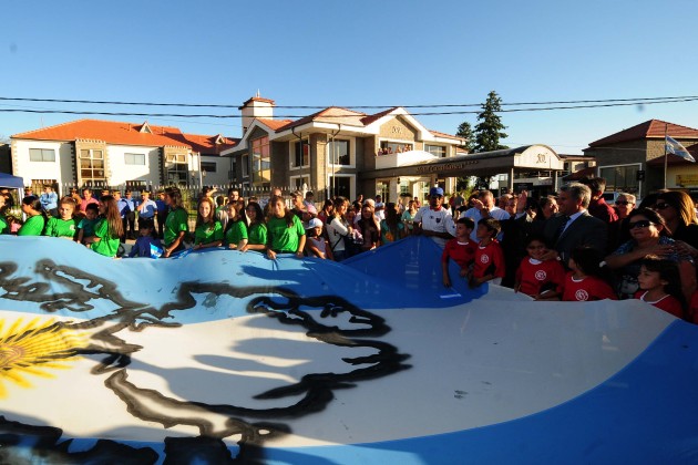 Más de 100 veteranos de guerra de Malvinas vuelven a las islas